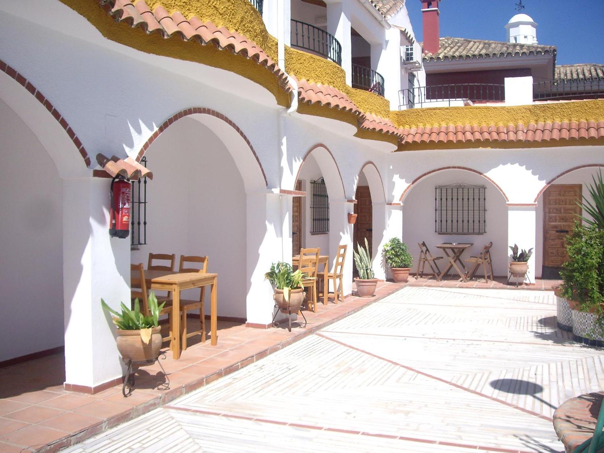 Hostal Mini Golf Los Canos De Meca Extérieur photo