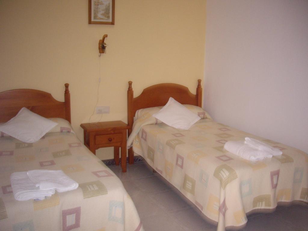 Hostal Mini Golf Los Canos De Meca Chambre photo