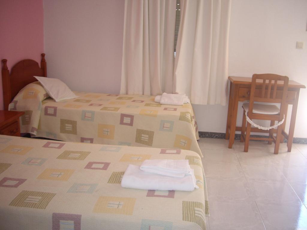 Hostal Mini Golf Los Canos De Meca Chambre photo